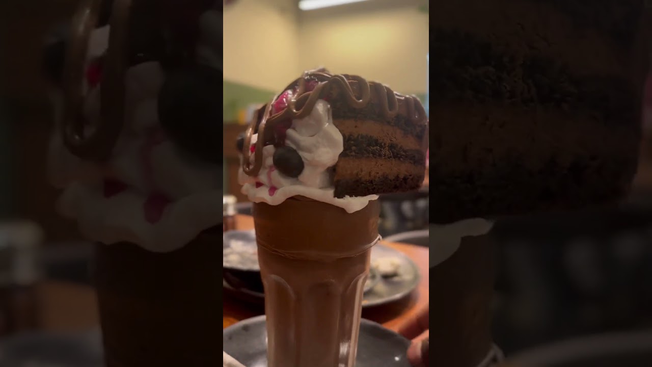 ⁉️💥Blueberry with Brownie la milk shake uh😲⁉️❤️ #youtubeshorts #viral #trending #foodlover #food