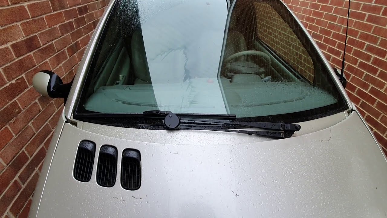 #7 - Twingo Mk1 windscreen wiper motor replacement