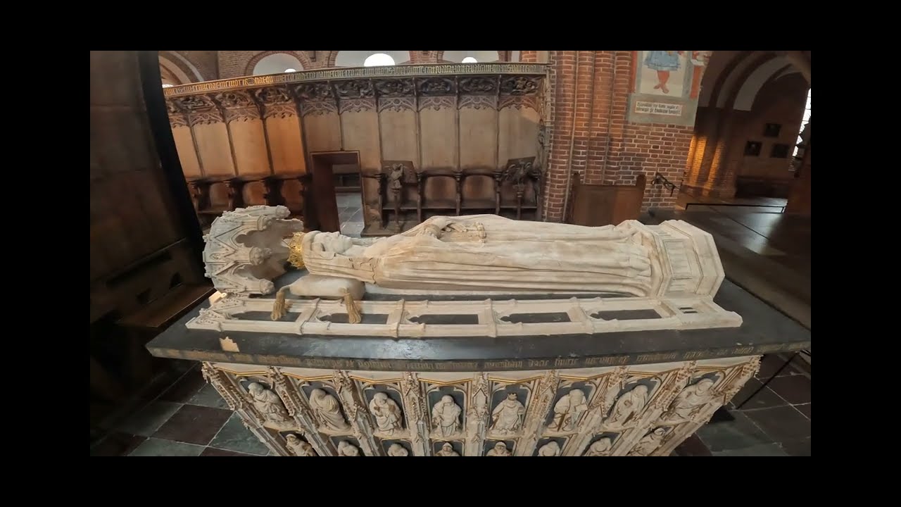 Roskilde domkyrka, drottning Margrete och lite om Kalmarunionen + s&auml;gnen om &Aring;llebergs ryttare.