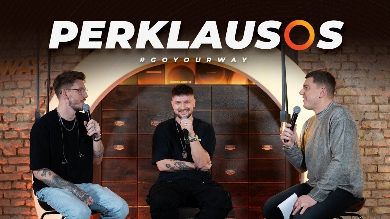 Perklausos su „8 Kambariu“