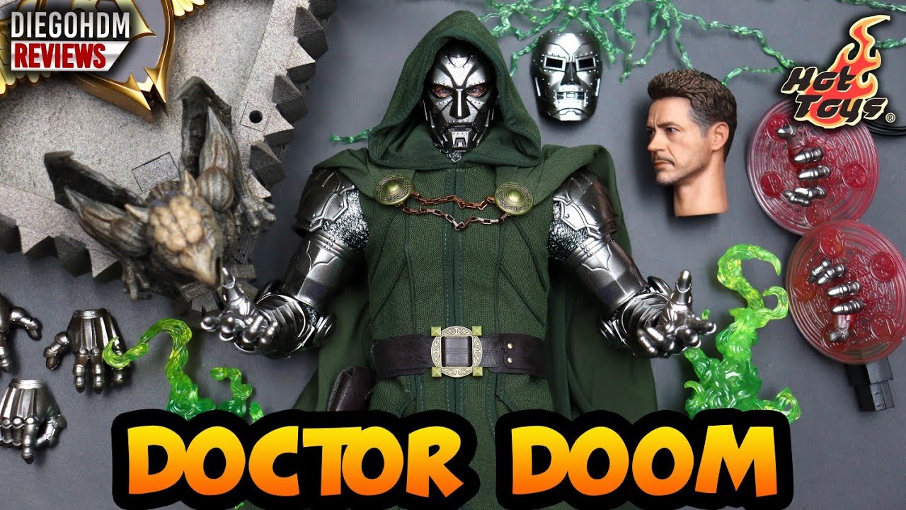 DOCTOR DOOM HOT TOYS 
