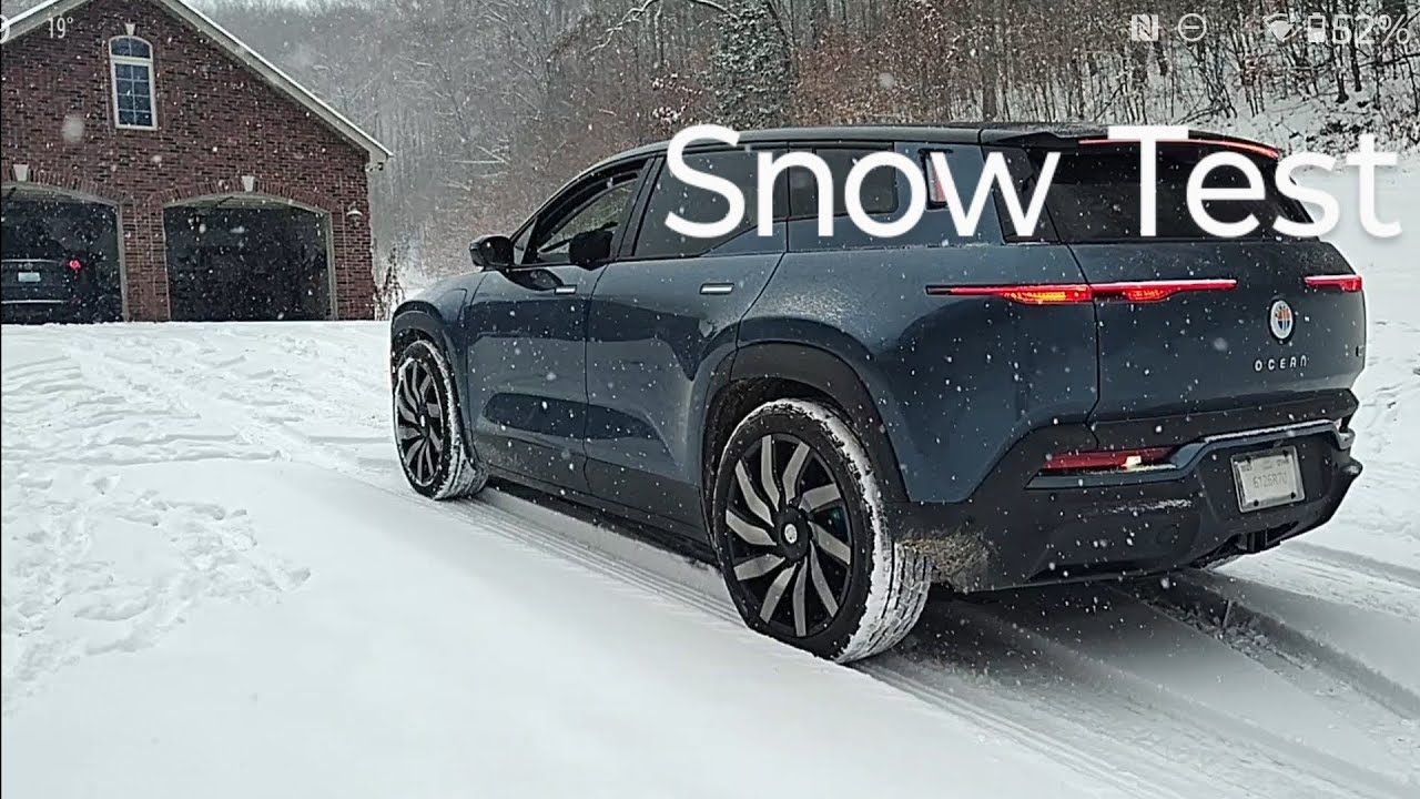 Тест на сцепление Fisker Ocean Snow в режимах Earth, Fun и Hyper