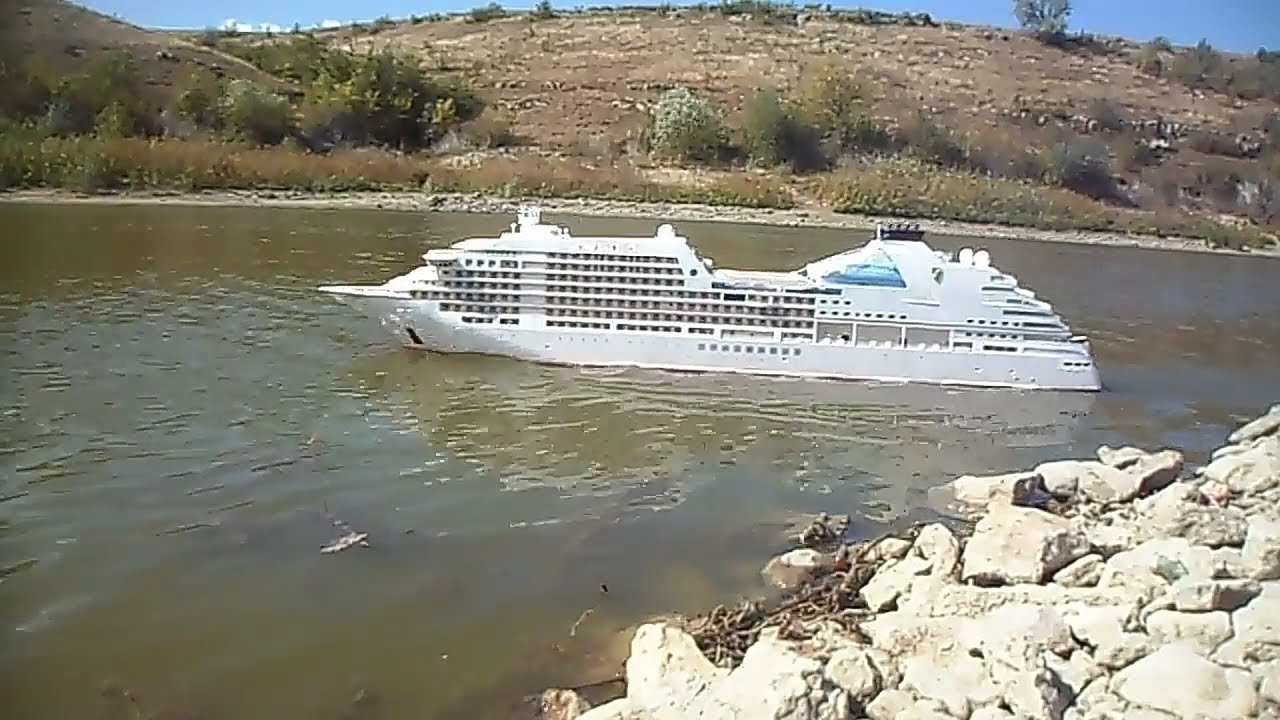 Seabourn Encore RC