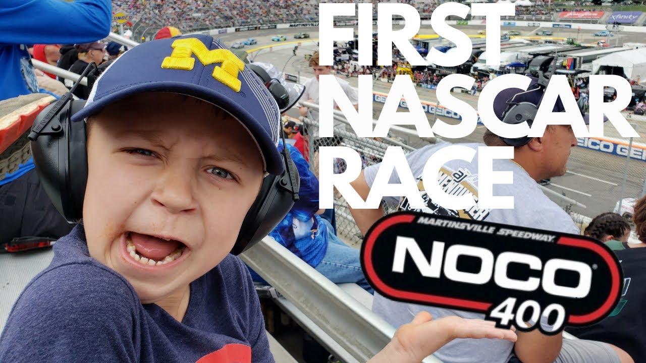 NASCAR at MARTINSVILLE | 6 year old's first Nascar Experience