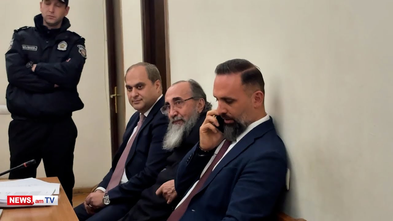 «Ինտելեկտս խոշտանգում են». Միքայել սրբազանը զրուցեց աջակիցների հետ
