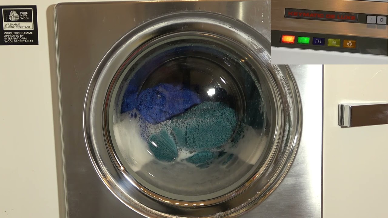 On Tour - 1972 Hoover Keymatic 3243H   Colourfast cotton 60'c with Pre wash