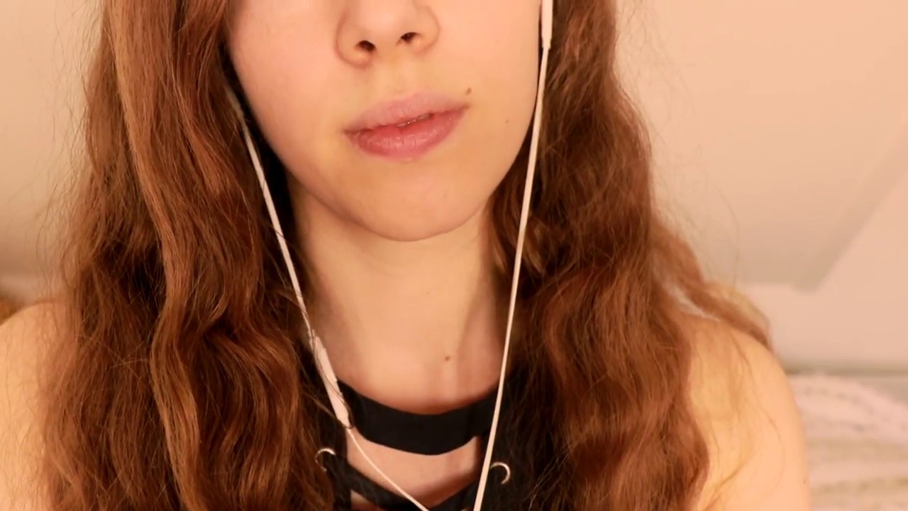 Personal Attention ASMR - Ear Massage & Ear Tapping