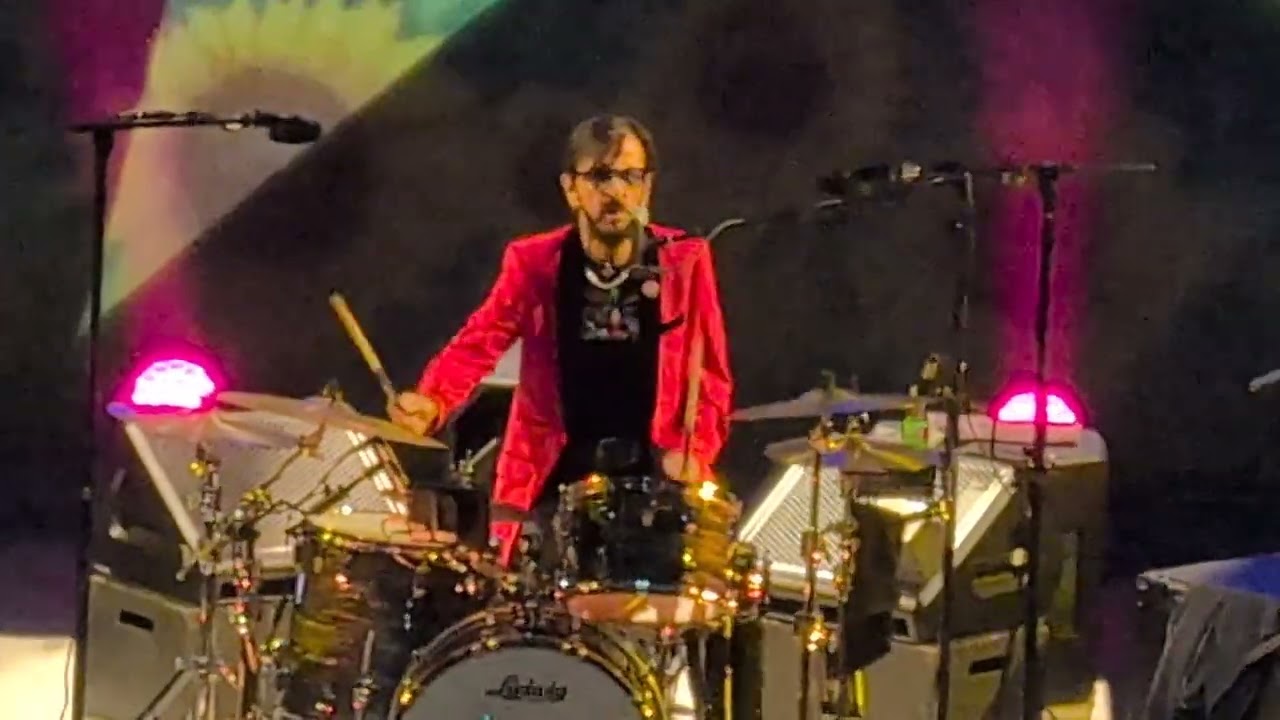 Ringo Starr - Boys - Live 2025 Las Vegas 