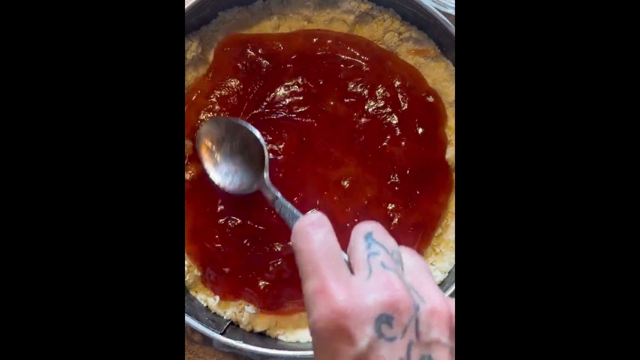 sbriciolata con la confettura