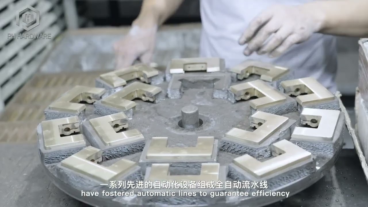 Take you to visit our glass hardware exhibition hall