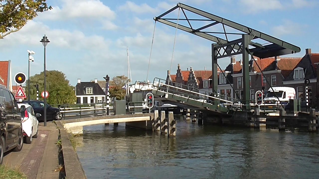 Brugopening Vallaatsbrug Makkum Ophaalbrug Drawbridge/ Pont Basculant/ Klappbrücke