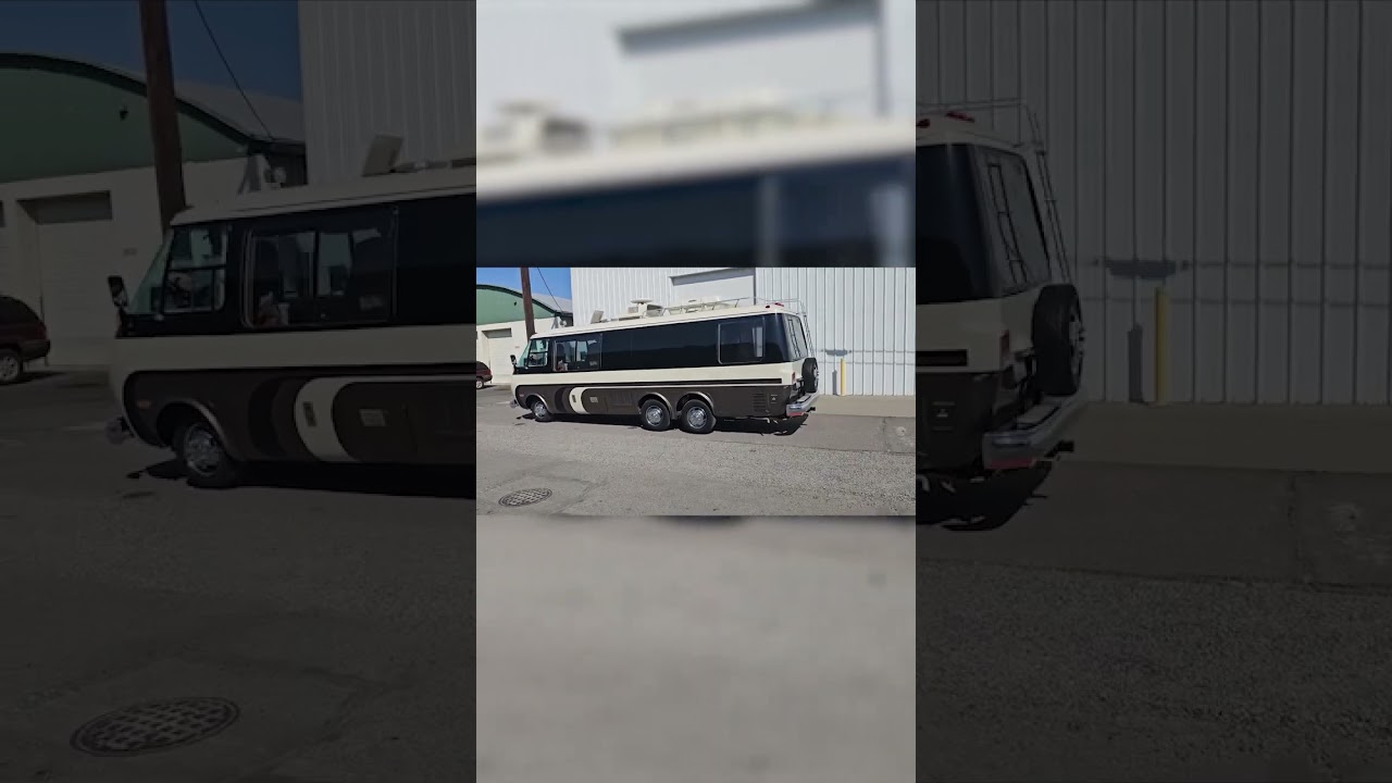 1978 GMC Royale Rear Twin 26FT RV Drive-by 