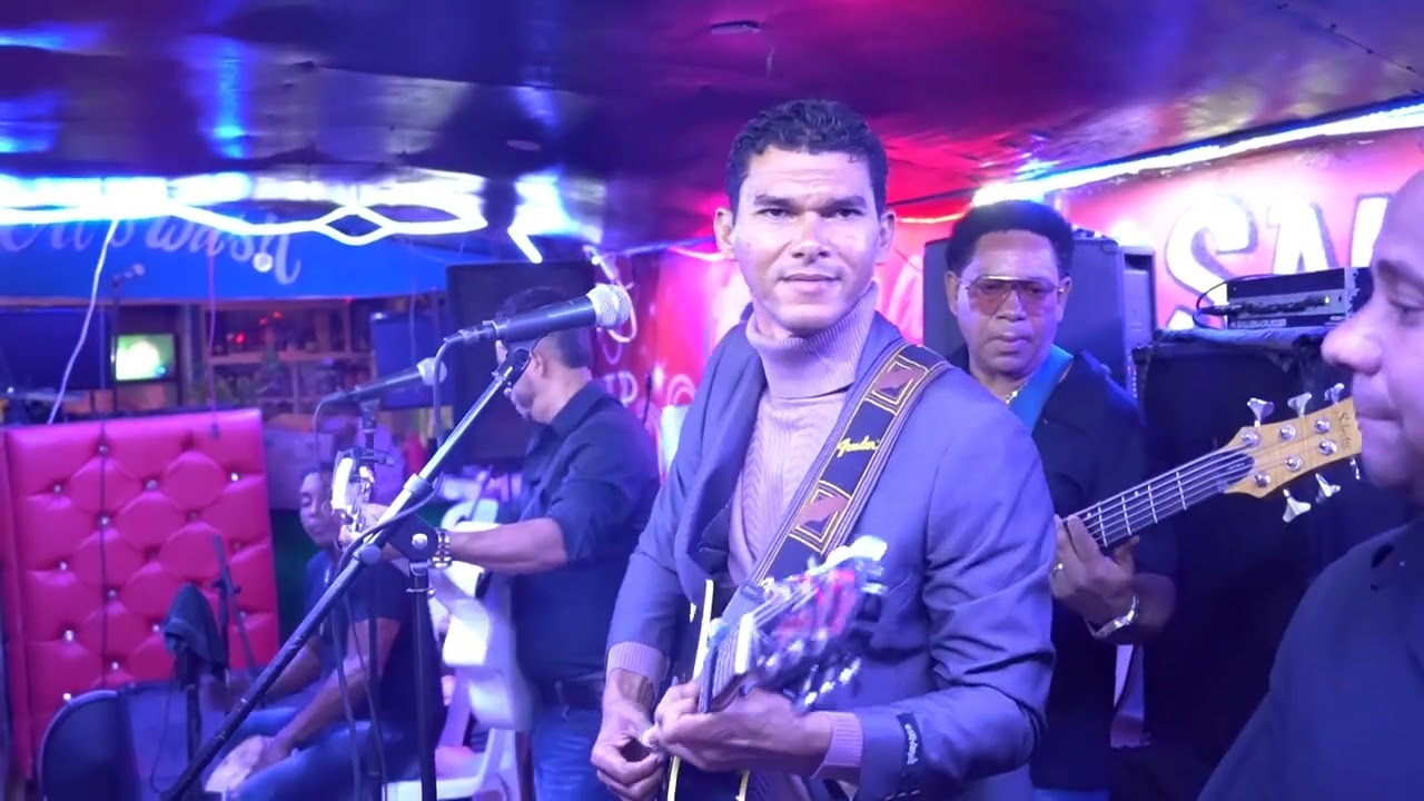 Jaime Zabala - Abre Tu Ventana En Vivo (La Casita de Madera)