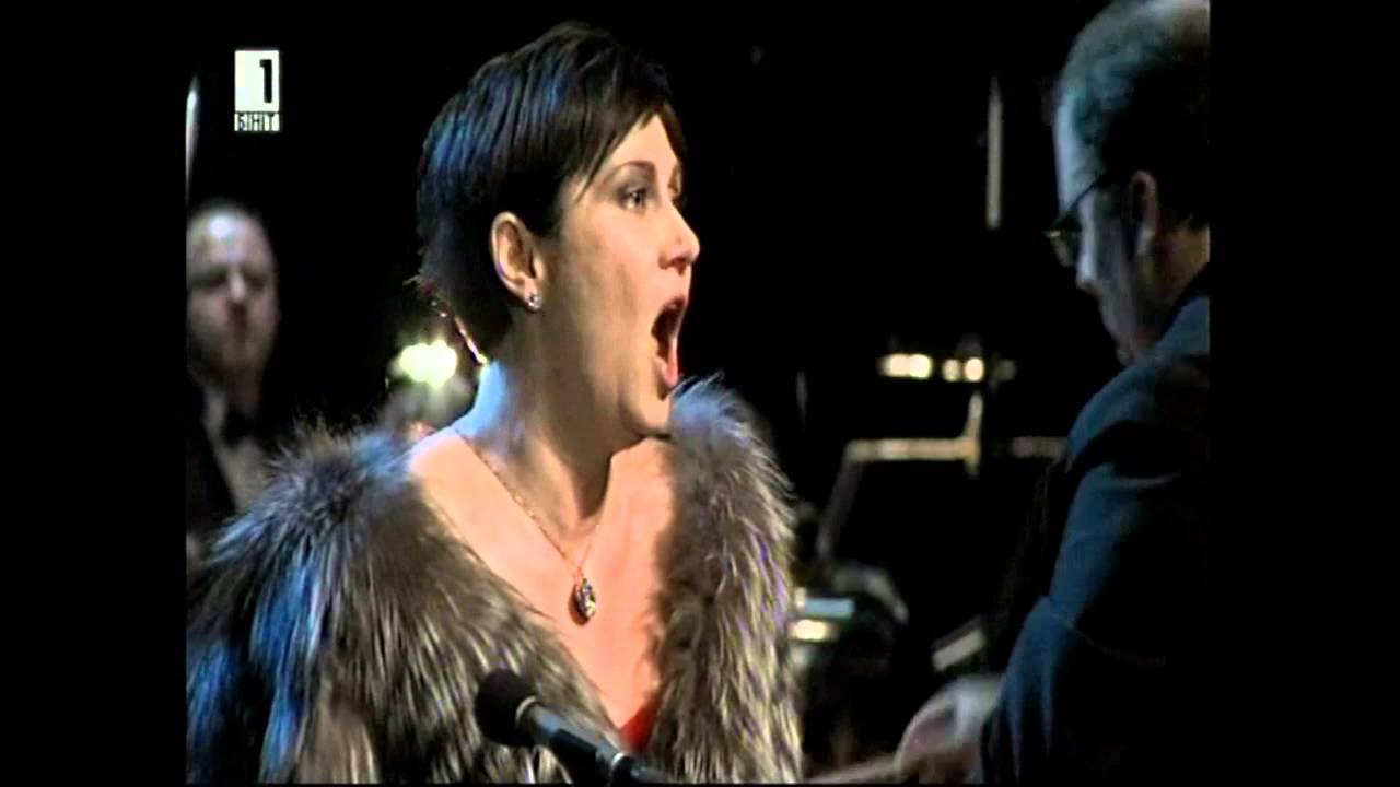 Veronica Simeoni ft. Andrea Carè - Mon cœur s'ouvre à ta voix (Sofia, 2014)
