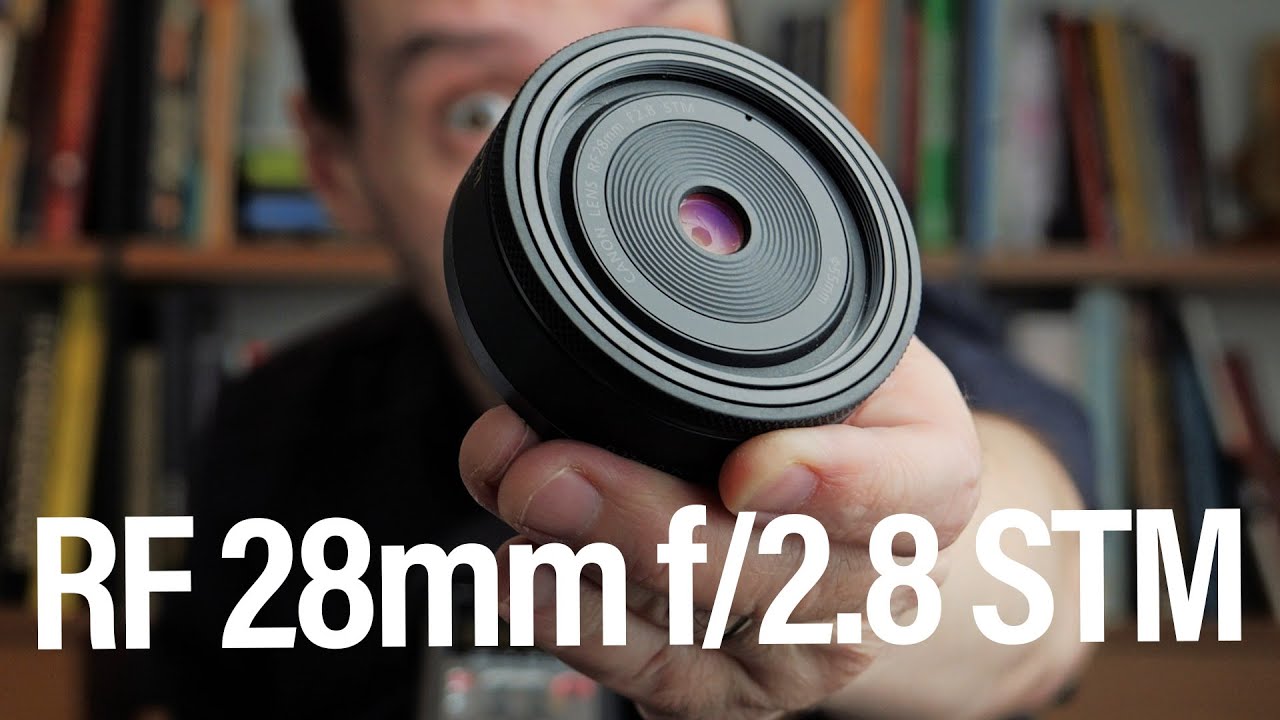 Canon RF 28mm f/2.8 STM, pequena, leve, quase barata e bem melhor do que eu esperava.