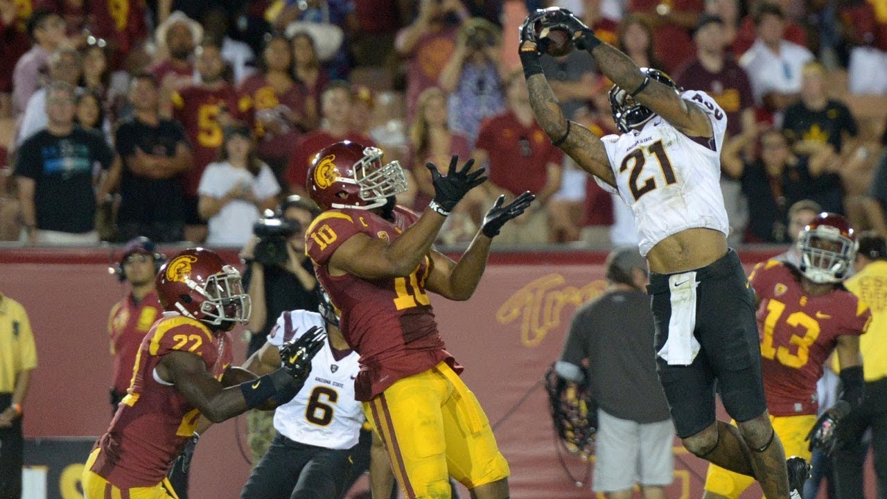 Greatest Game Winning College Football Hail Mary’s!