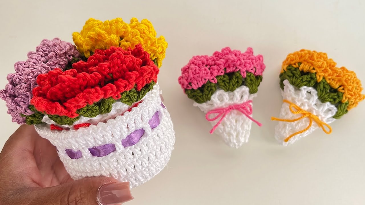 Porta copos em crochê que vira vasinho rápido e fácil uma lembrançinha ideal para o dia das mães