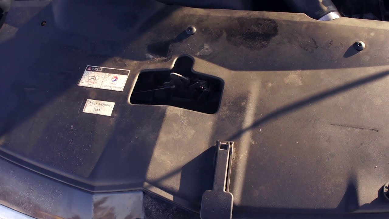 Jak po ułamaniu uchwytu otworzyć maskę w citroenie c5
