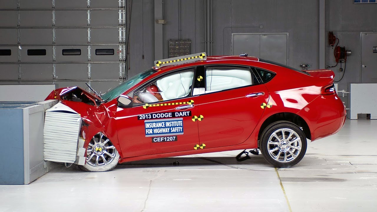 2013 Dodge Dart moderate overlap IIHS crash test