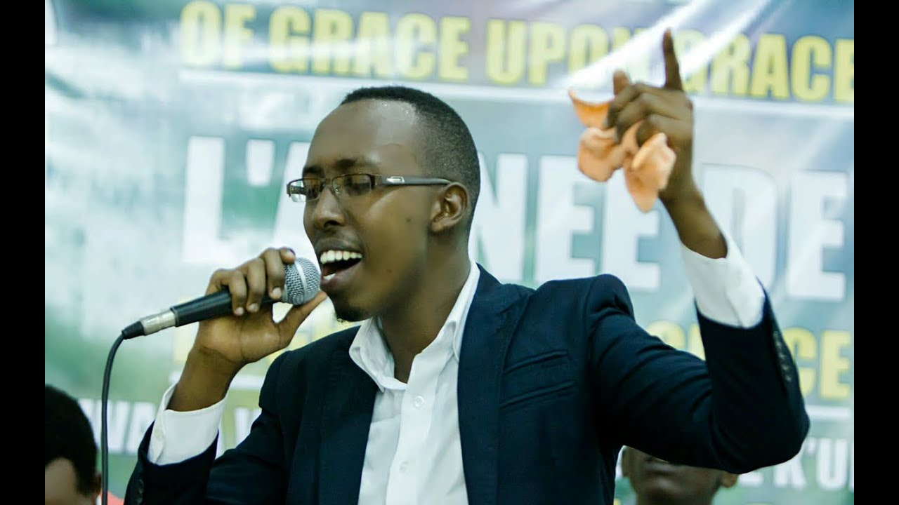 NI TWIGUMANIRE - Eloge Irambona (Acoustic Version) || ( Cantique 37 )