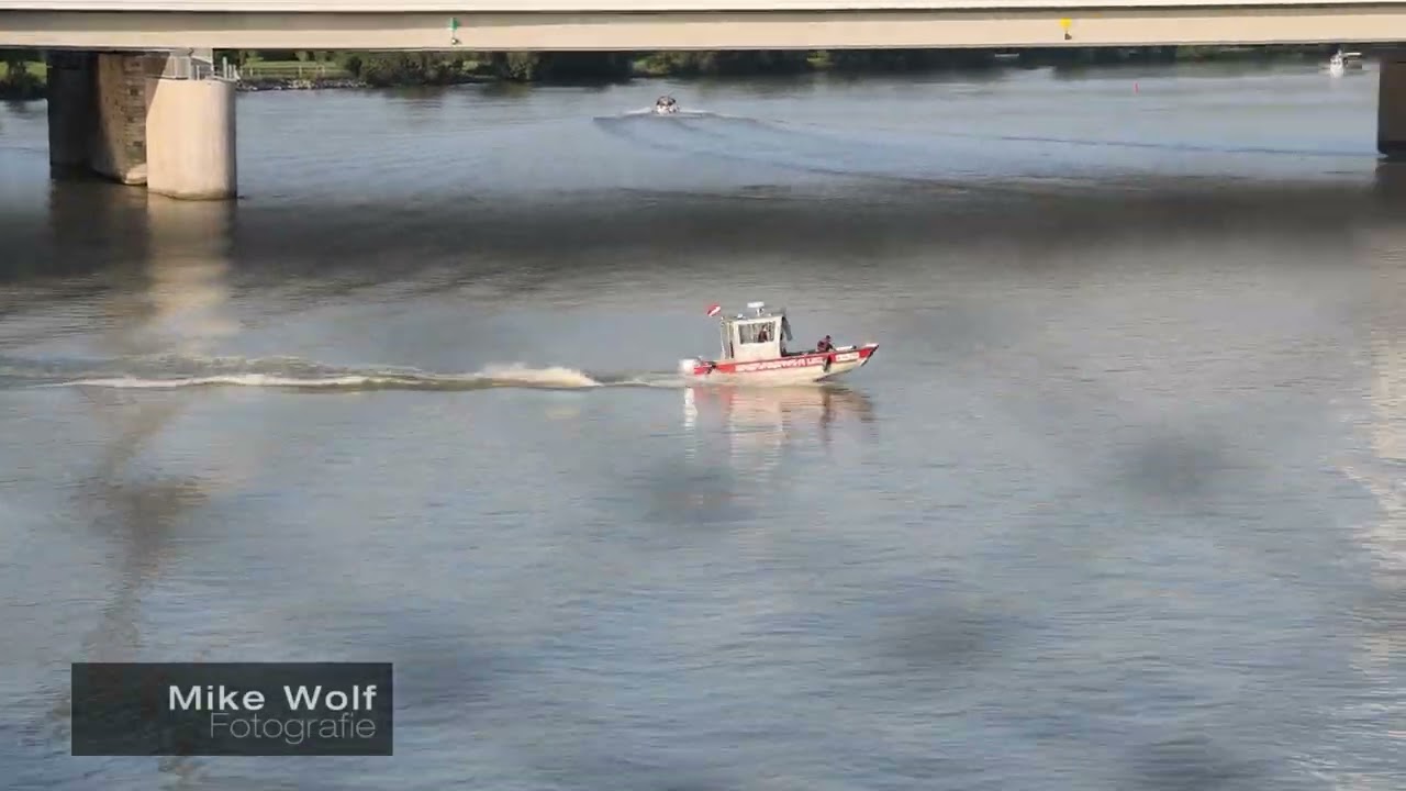 linz: auto aus donau geborgen - taucheinsatz