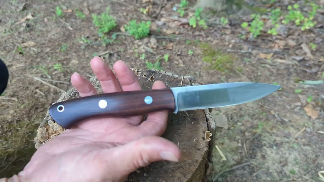 Review of Bark River Knives Aurora.