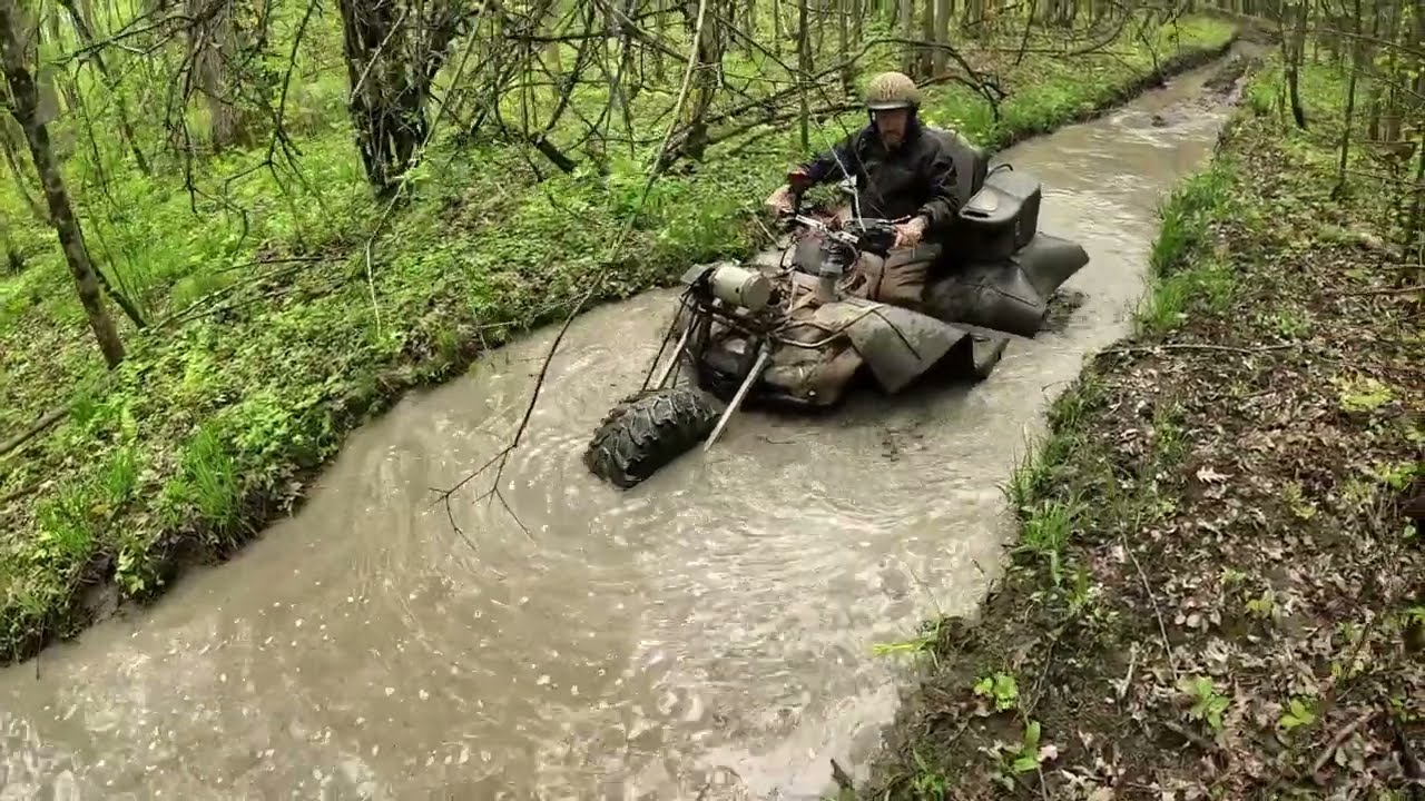 Honda 10 Wheeler floats through holes