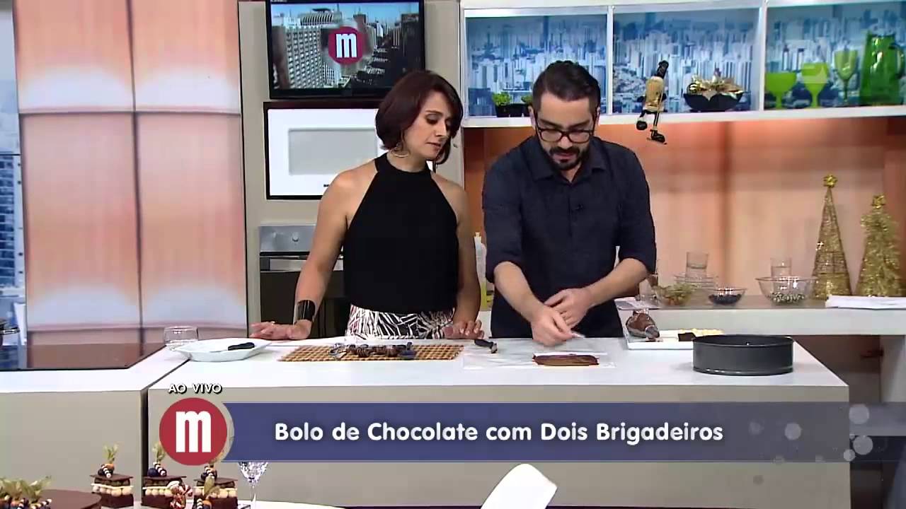 Mulheres - Bolo de chocolate com dois brigadeiros (30/11/15)