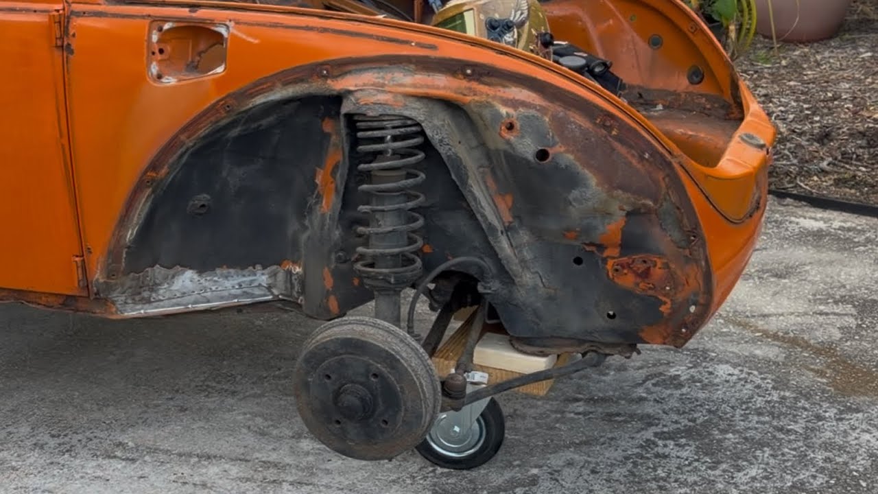 Как сделать подставку под раму для реставрации Super Beetle