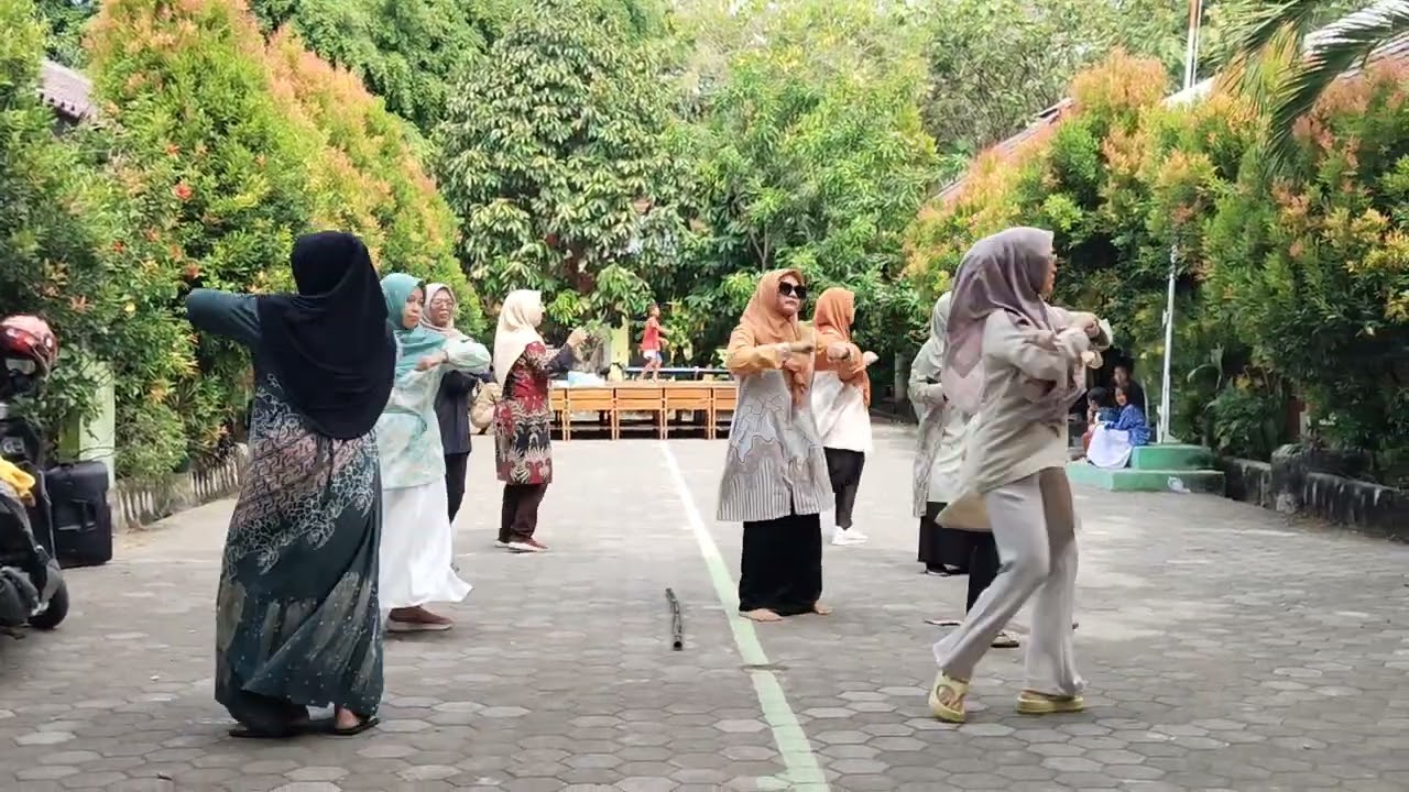Latihan Flashmob lagi