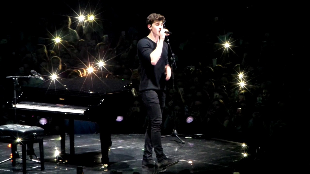 Shawn Mendes - Roses - Amsterdam- 01/5/2017
