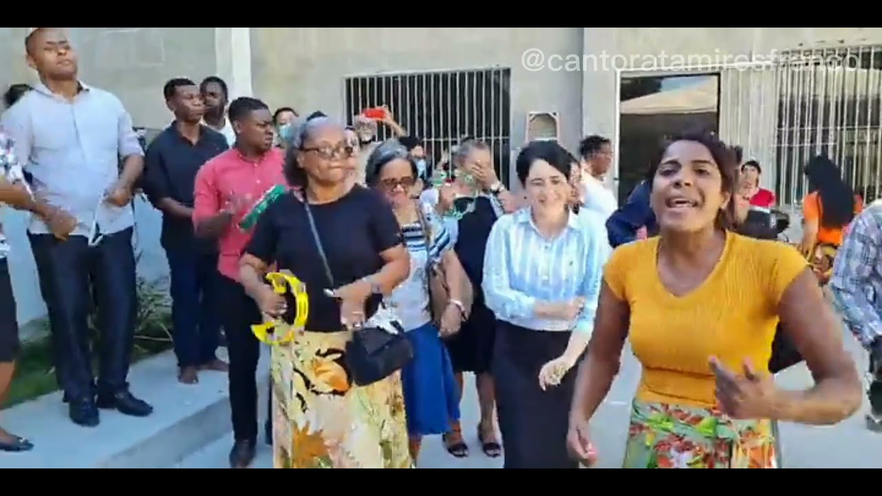 Círculo de oração de xerém - Corinhos de fogo