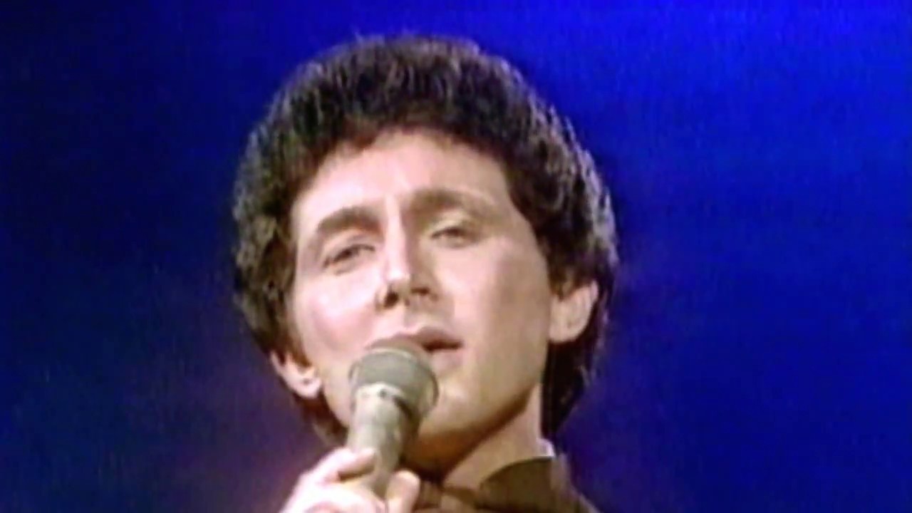OMAR FRANCO -  Ven y abrázame - Balada romantica - Cancion de amor - HD