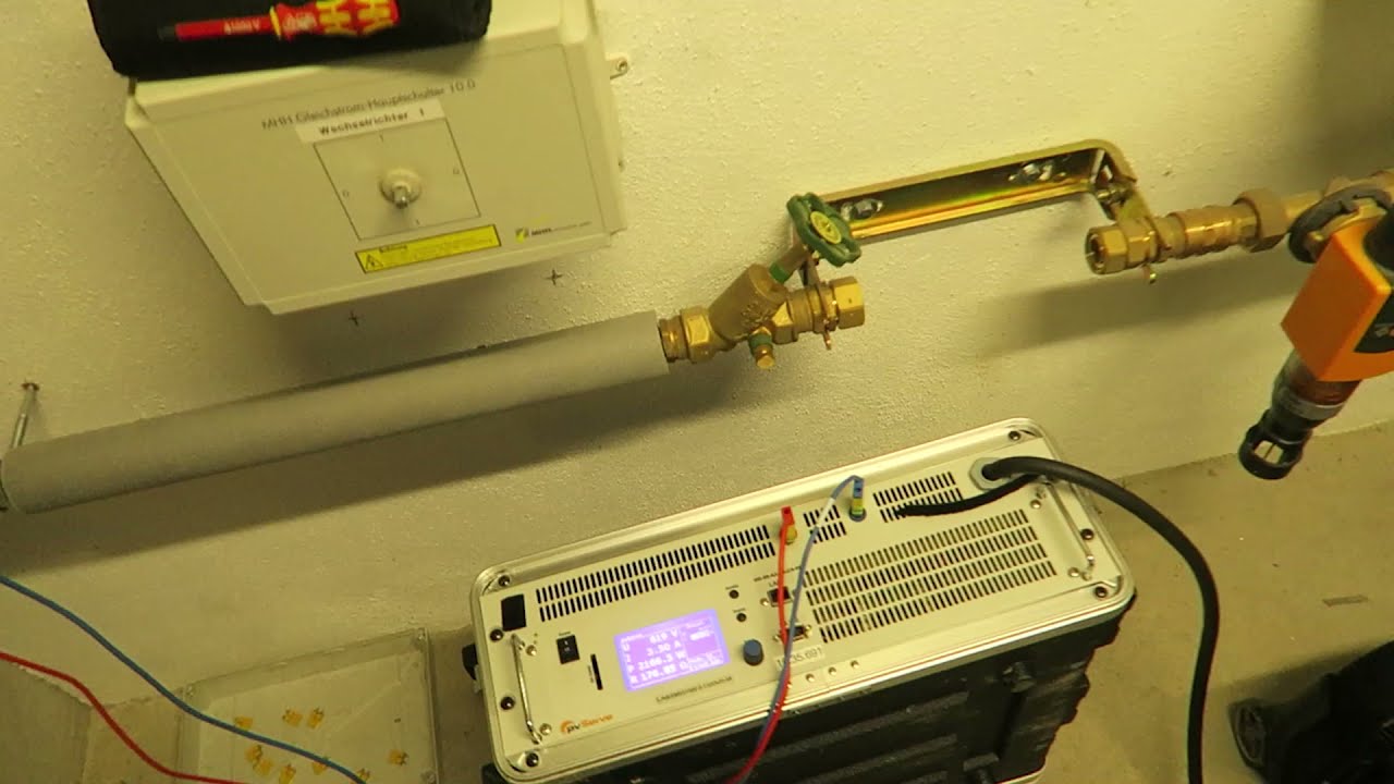 Outdoor Elektrolumineszenz an Photovoltaikanlagen Teil1 an der Wechselrichterstation