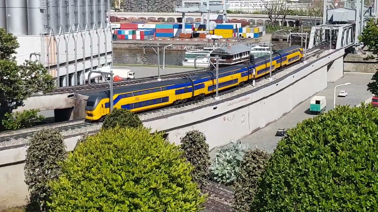 Model Trains at Madurodam  The Hauge -Netherlands 2022🚈🚅🚄🚂🚃🛩✈🇳🇱