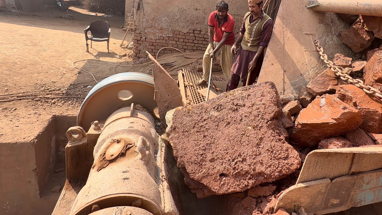 Extreme Hopper Jam! Dangerous Giant Rock Removal & Powerful Crusher Machine Action #stonecrusher 