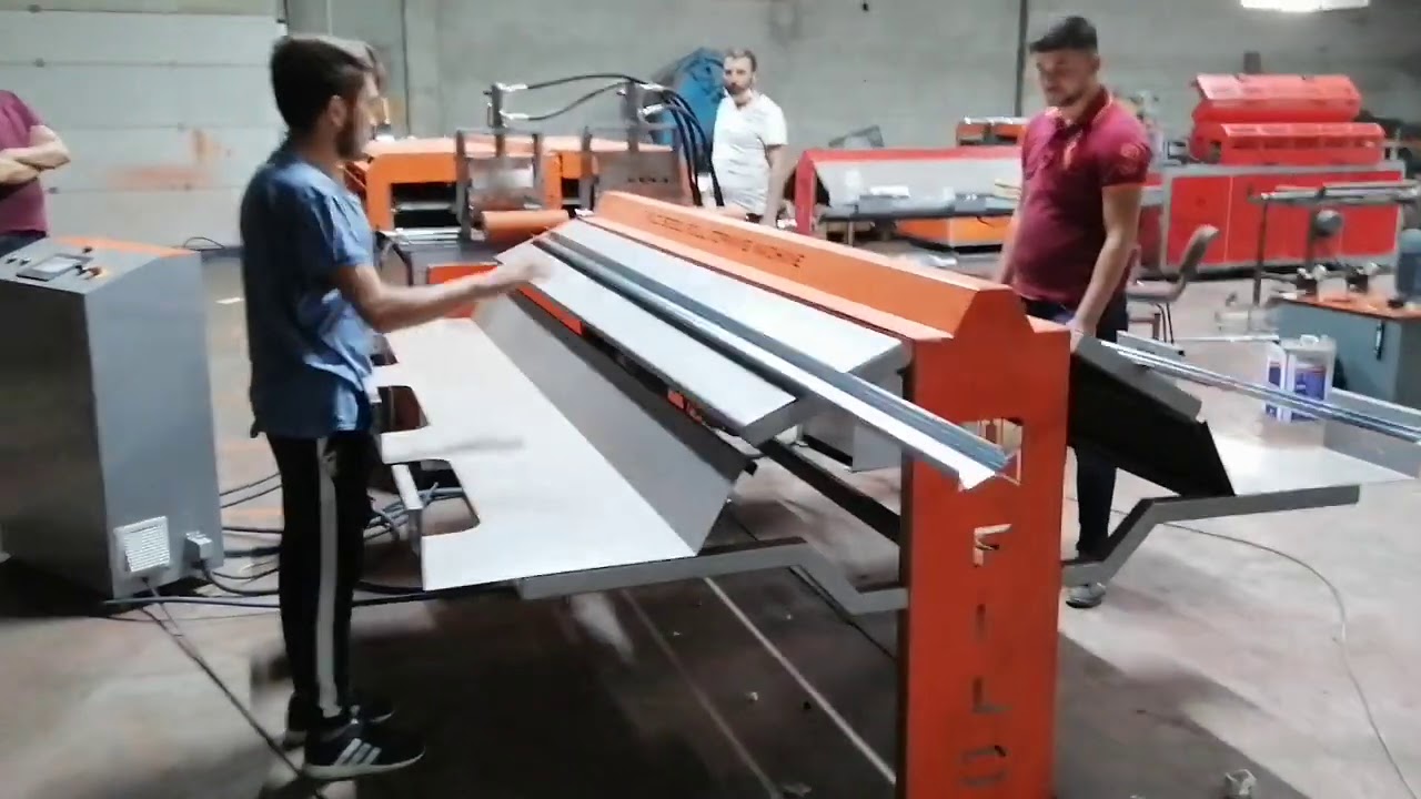 Tavan-U (UD), Tavan-C (CD), Duvar-U (UW), Duvar-C (CW) Profilleri Tek Makinede. Roll Form Makinesi