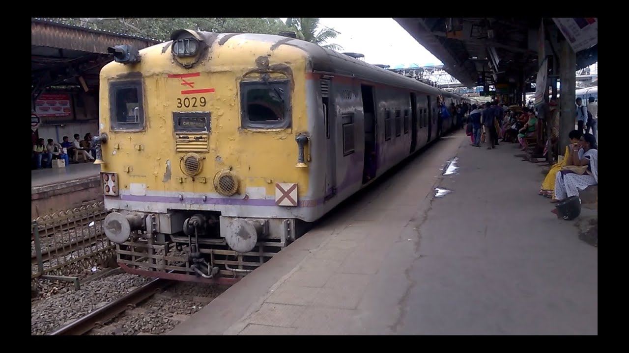Old Retrofiited EMU, Borivali- Churchgate slow local train pulls out of Malad