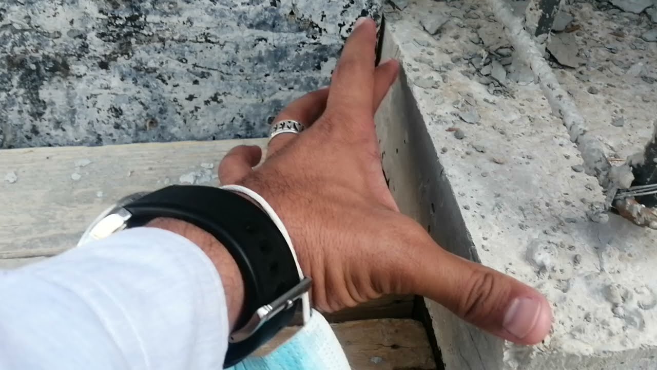 انتبه لشرب الرقاب اثناء صبها لكي لاتدخل في التكسير. في المراحل القادمة.