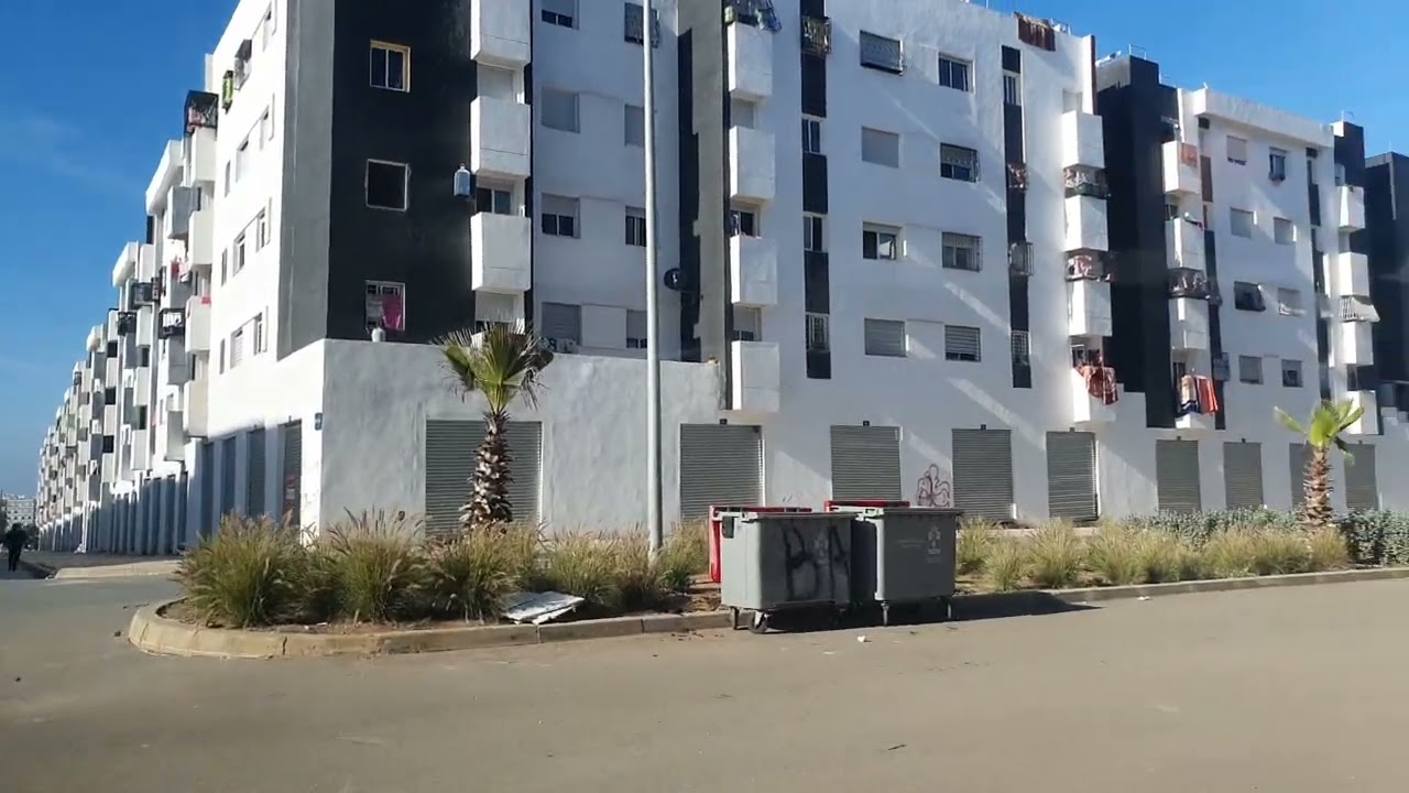 محلات تجارية مربحة😍😍 اللهم بارك بثمن مزيان 👍 وعلى شارع كبير  وها التفاصيل 🔥