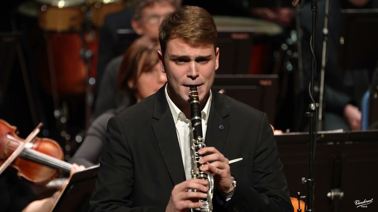 Martim Barbosa plays Weber clarinet Concerto n°2