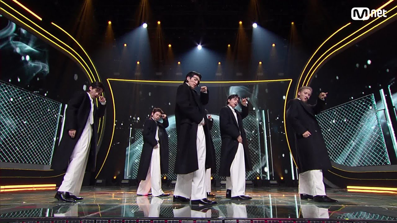 'COMEBACK' 82MAJOR - 혀끝(Stuck) #엠카운트다운 EP.867 | Mnet 241017 방송