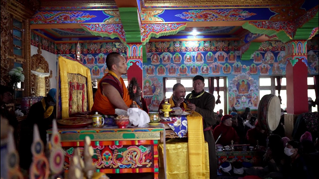 Wanley Lonpo's prophecies to His Eminence the 8th Chokyong Palga Rinpoche of Ladakh...