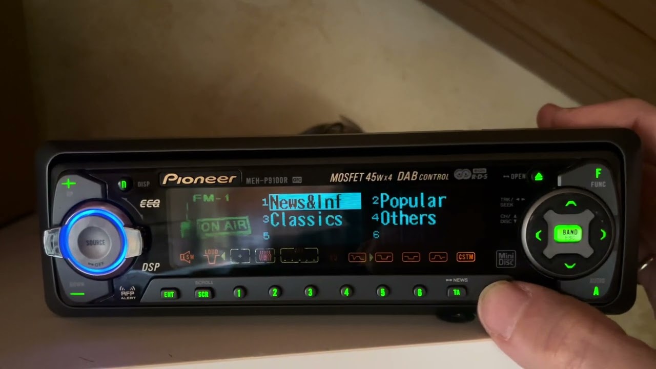 Pioneer MEH-P9100R  minidisc player, 2000.