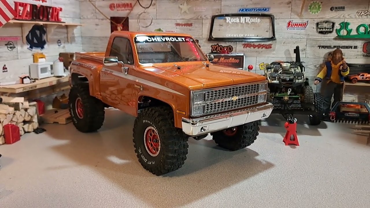 Adding 90 weight oil to the best RC crawler shocks ever. Desert lizard 90mm