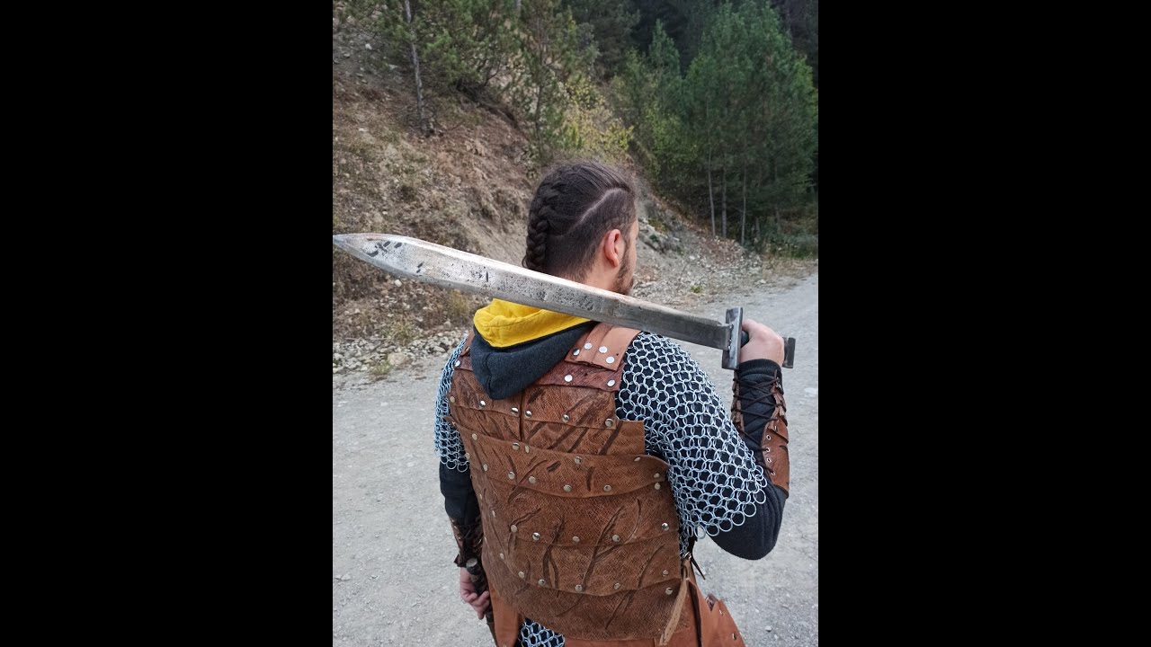 İşlemeli El yapımı Deri Zırh nasıl yapılır (Deri zırh yapımı)  How to Make a Leather armor.