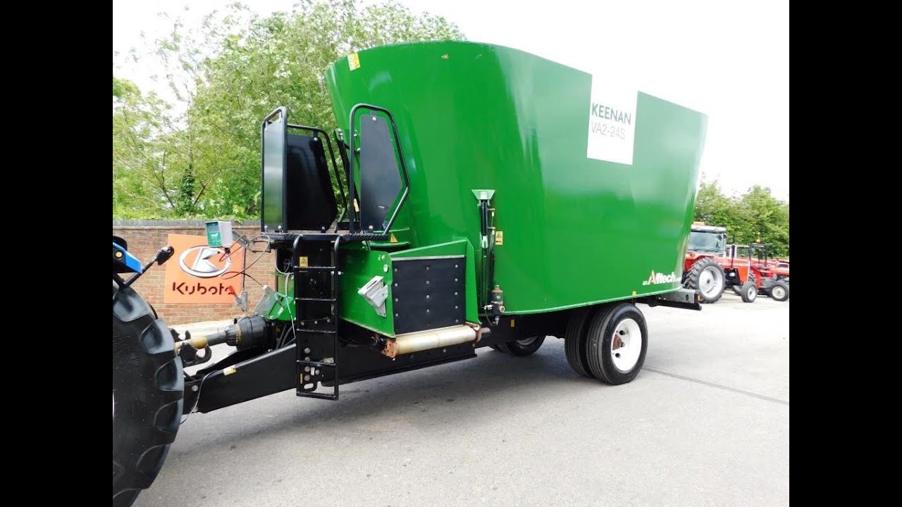 KEENAN VA2-24S VERTICAL FEEDER MIXER WAGON