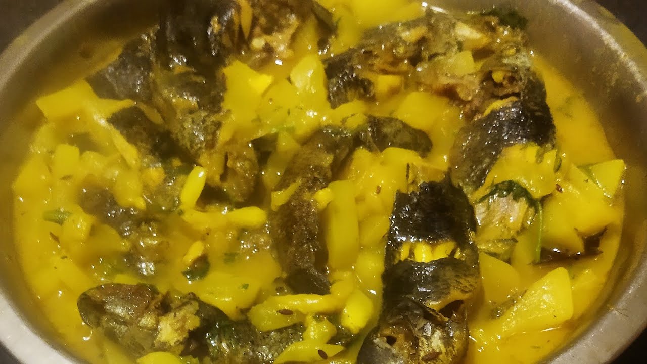কৈ মাছ দিয়ে লাউ ঘন্ট রেসিপি। Koi Mach diye Lau Ghonto Recipe.