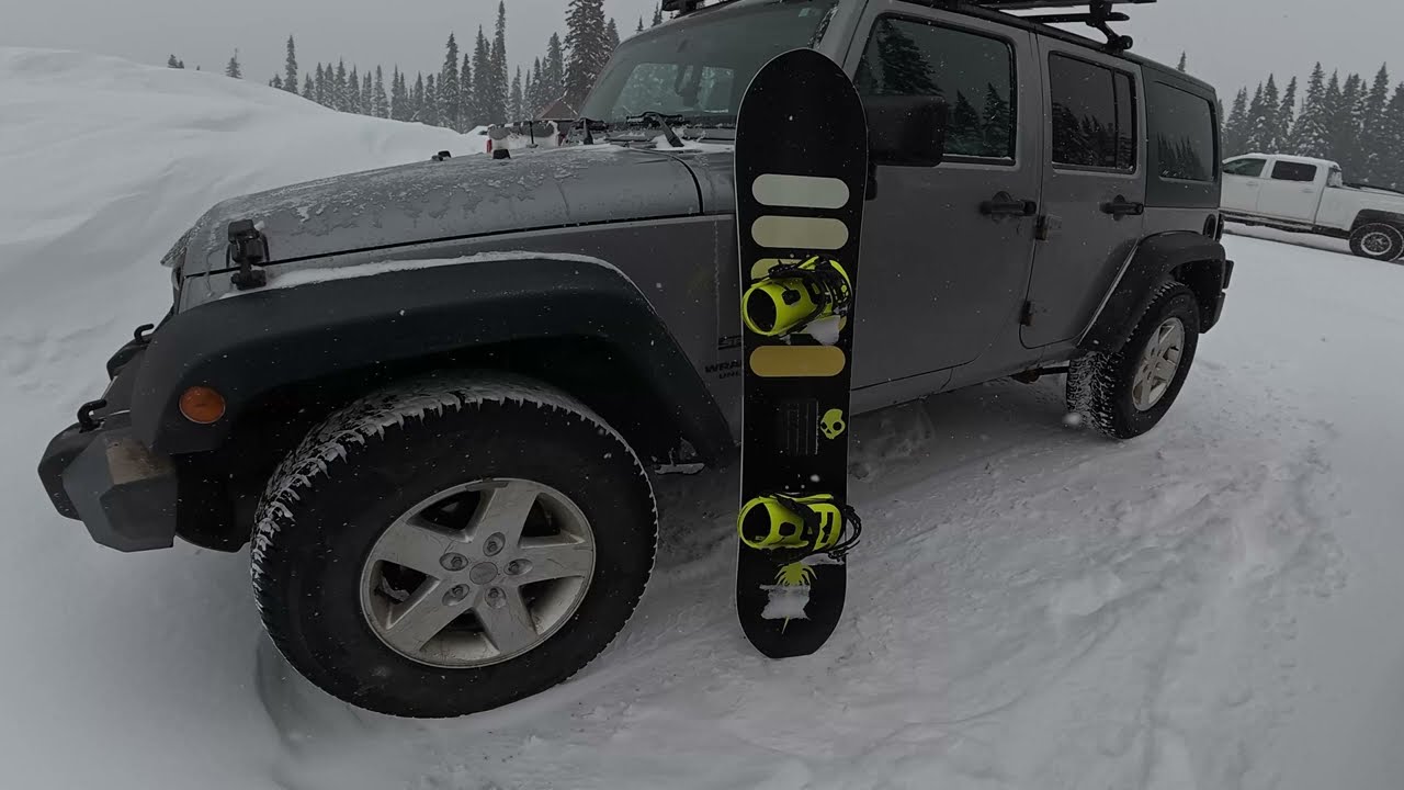 Capita Powder Racer in Deep Powder