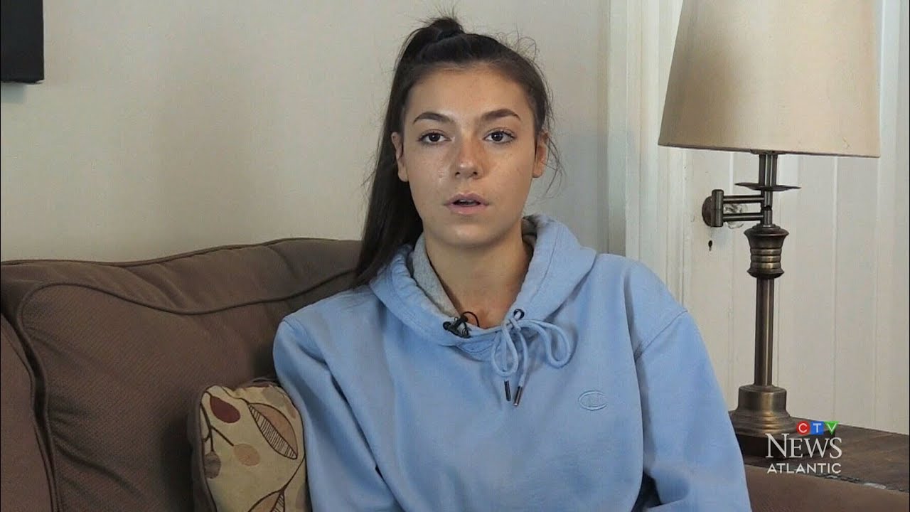 New Brunswick teen warns of hazards of vaping after allegedly coughing up blood